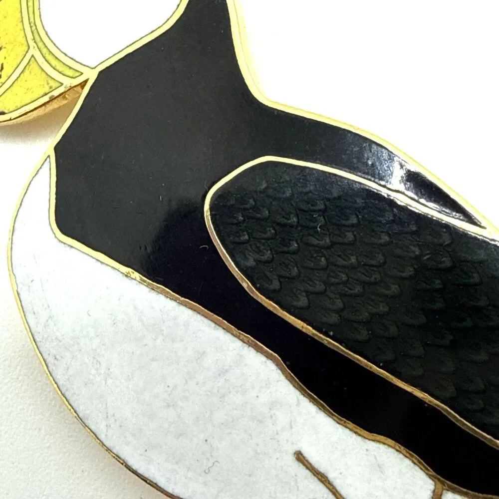 Vintage Cloisonne PUFFIN BIRD Brooch Black White Yellow Enamel Lapel Pin 2